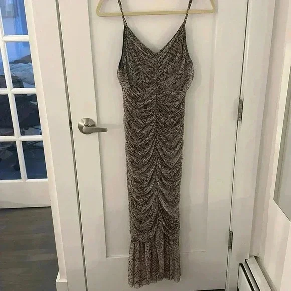 Yasmeen Ruched Midi Bodycon Dress - Picture 1 of 2